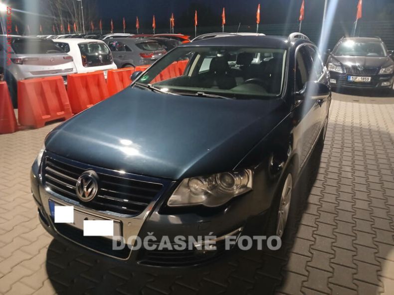 Volkswagen Passat - hlavní foto