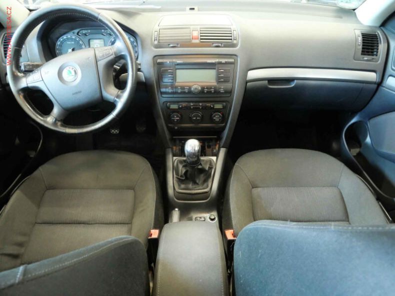 Škoda Octavia - hlavní fotka