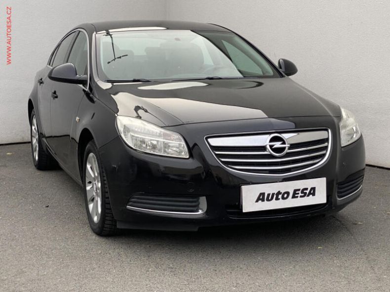 Opel Insignia - hlavní foto