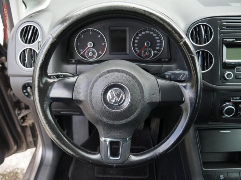 Volkswagen Golf - hlavní fotka