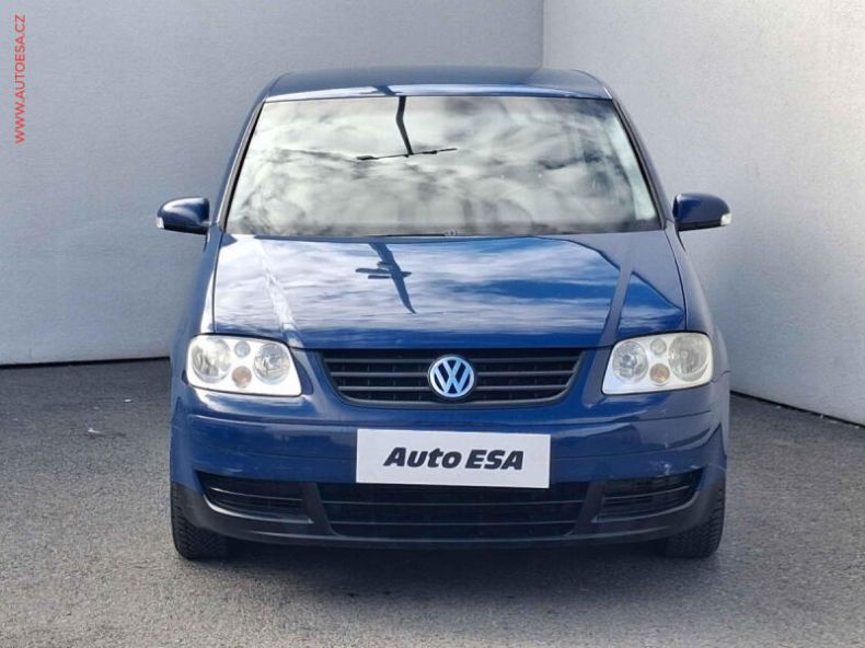 Volkswagen Touran - hlavní fotka