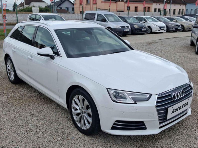 Audi A4 - hlavní foto