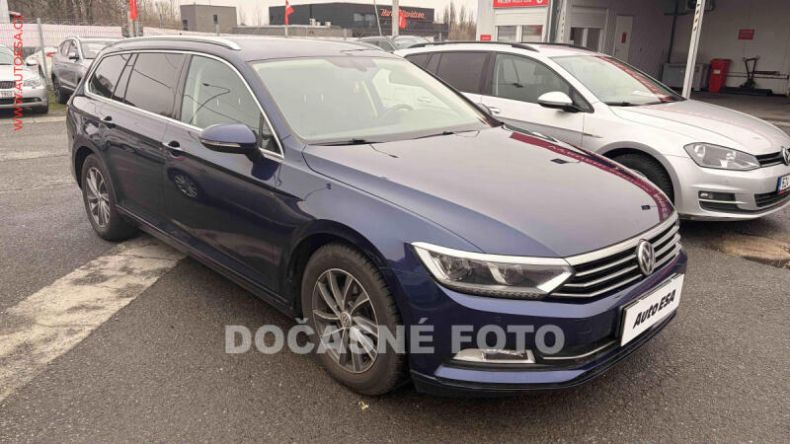 Volkswagen Passat - hlavní foto