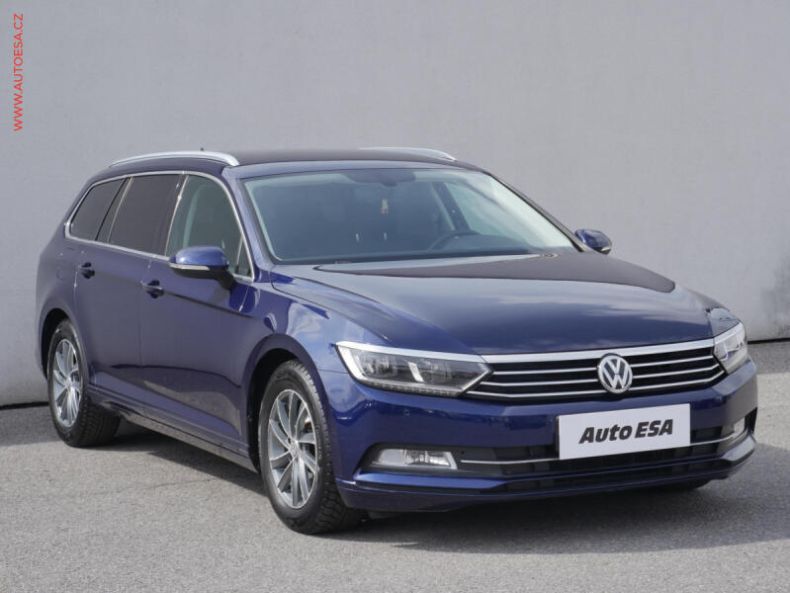 Volkswagen Passat - hlavní foto