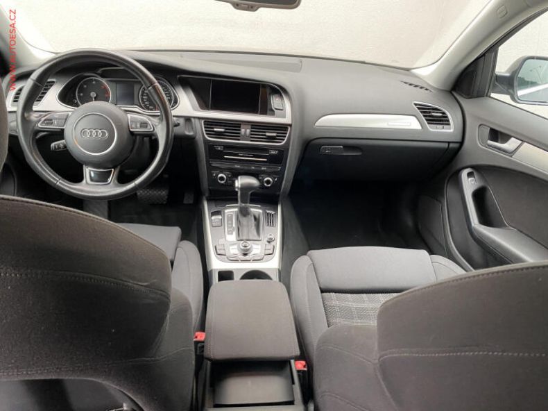 Audi A4 - hlavní fotka