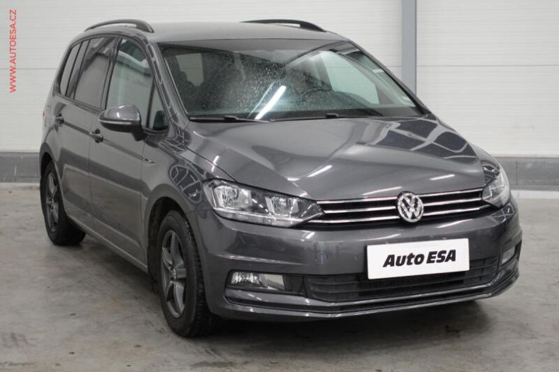 Volkswagen Touran - hlavní fotka inzerátu