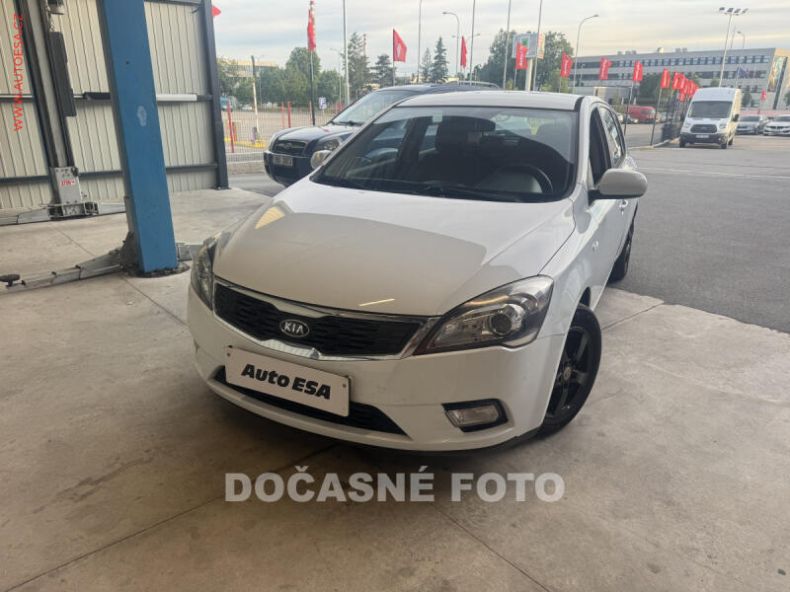 Kia Cee'd - hlavní foto