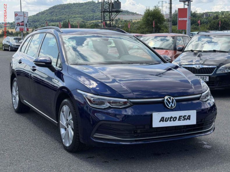 Volkswagen Golf - hlavní foto