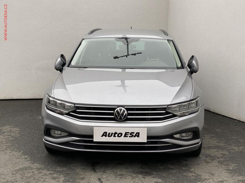 Volkswagen Passat - hlavní fotka