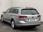 Volkswagen Passat - fotka číslo 5