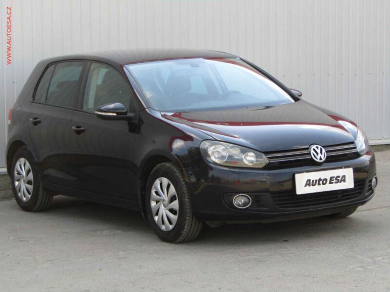 Volkswagen Golf - hlavní foto