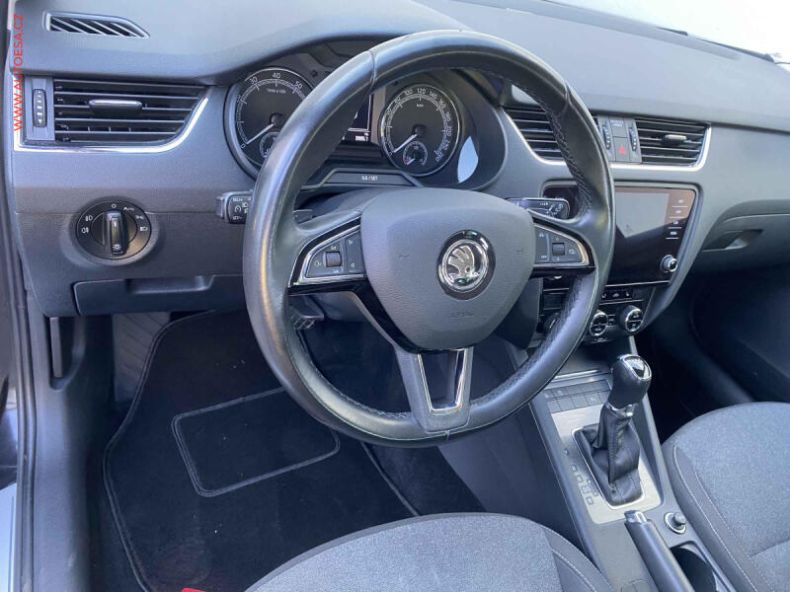 Škoda Octavia - hlavní fotka