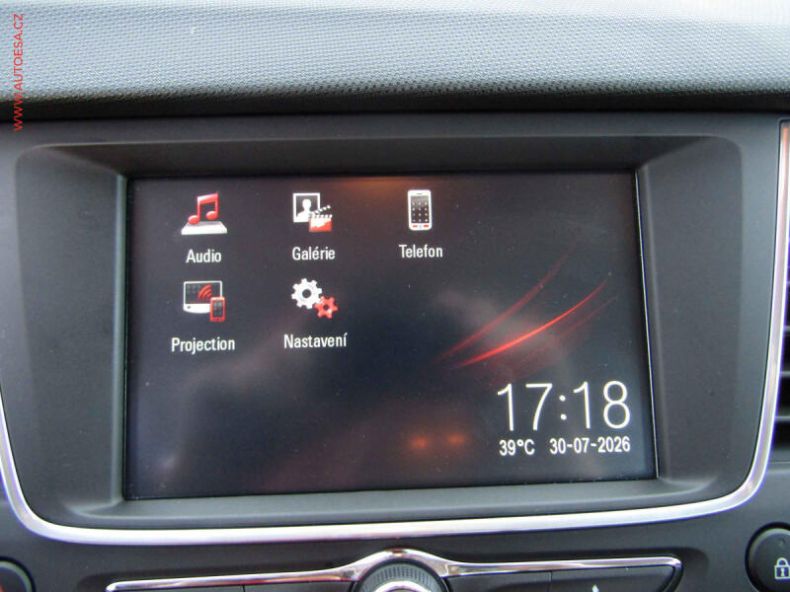 Opel Crossland X - hlavní fotka