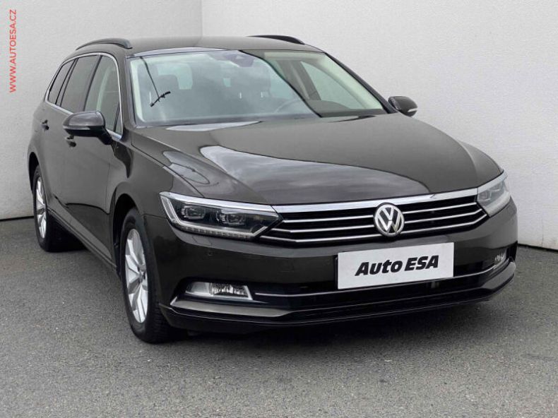 Volkswagen Passat - hlavní foto