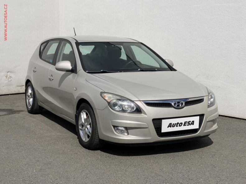 Hyundai i30 - hlavní fotka inzerátu