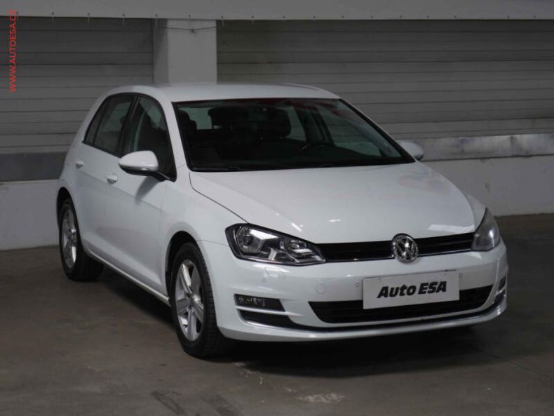Volkswagen Golf - hlavní foto