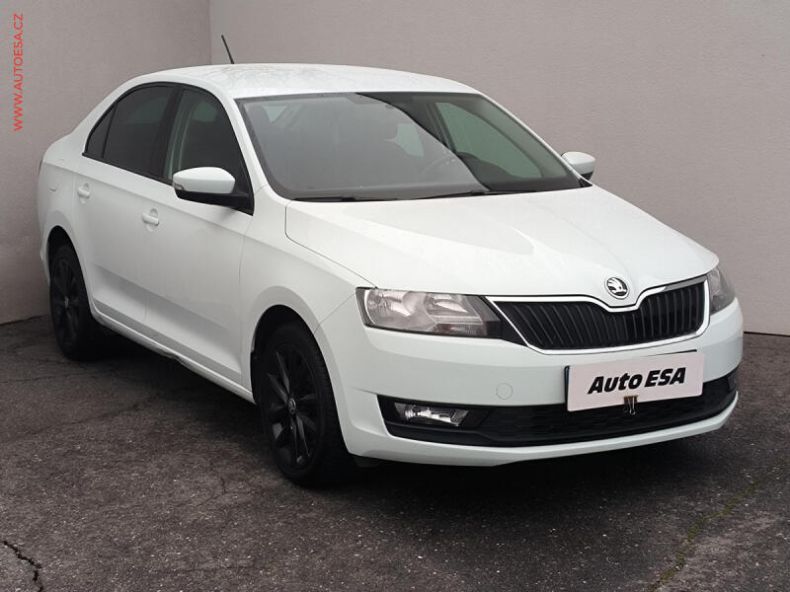 Škoda Rapid - hlavní foto