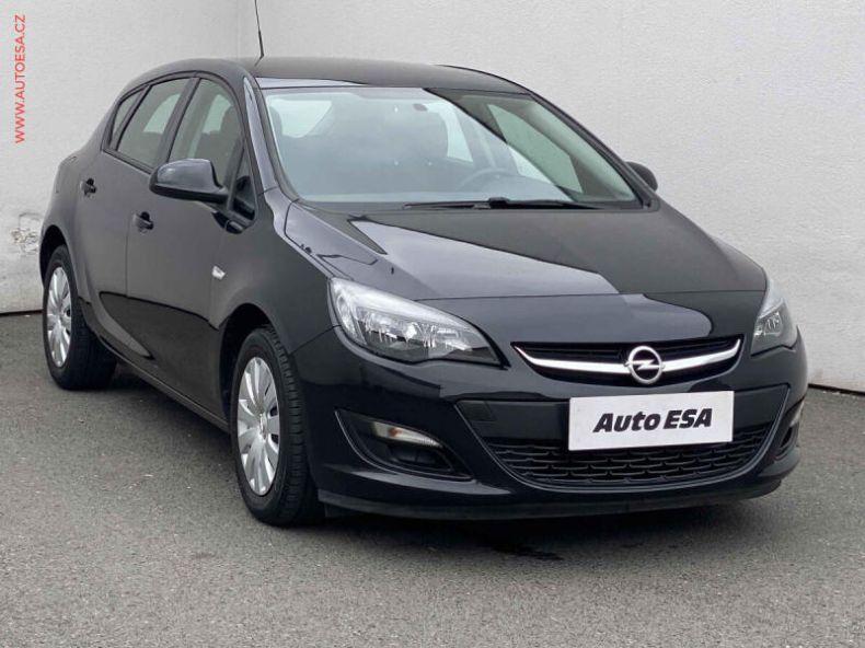 Opel Astra - hlavní foto