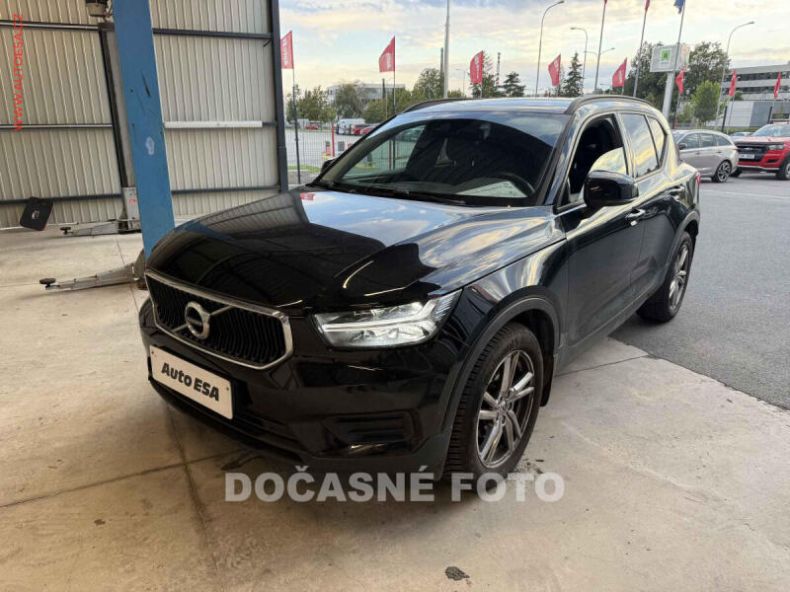 Volvo XC40 - hlavní foto