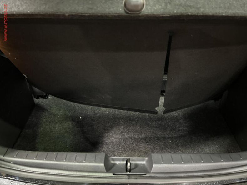 Daihatsu Charade - hlavní fotka