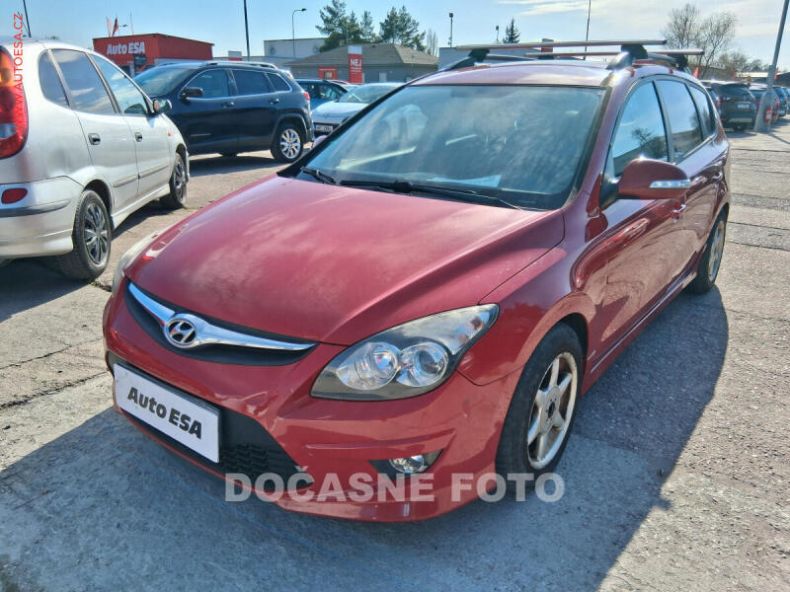 Hyundai i30 - hlavní fotka inzerátu