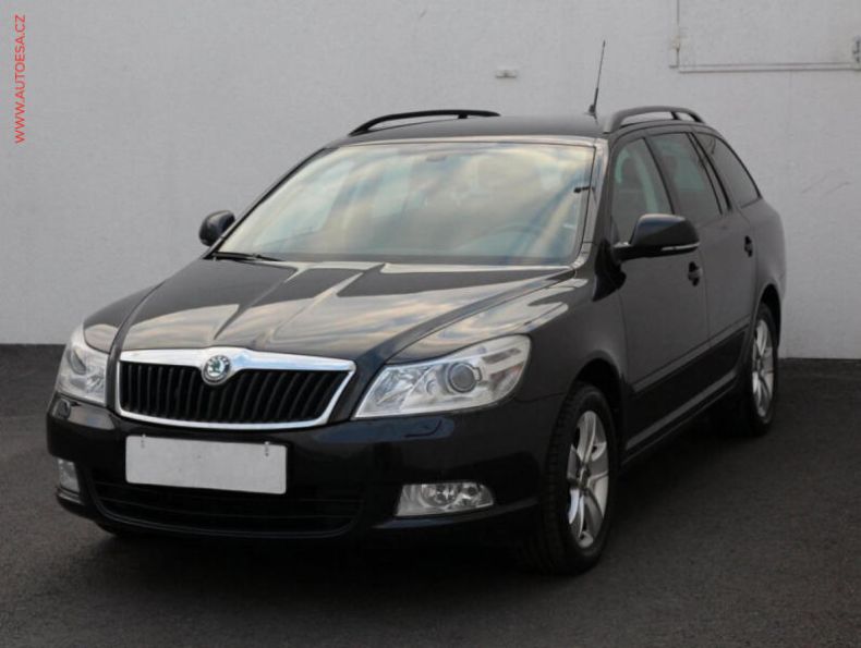 Škoda Octavia - hlavní fotka