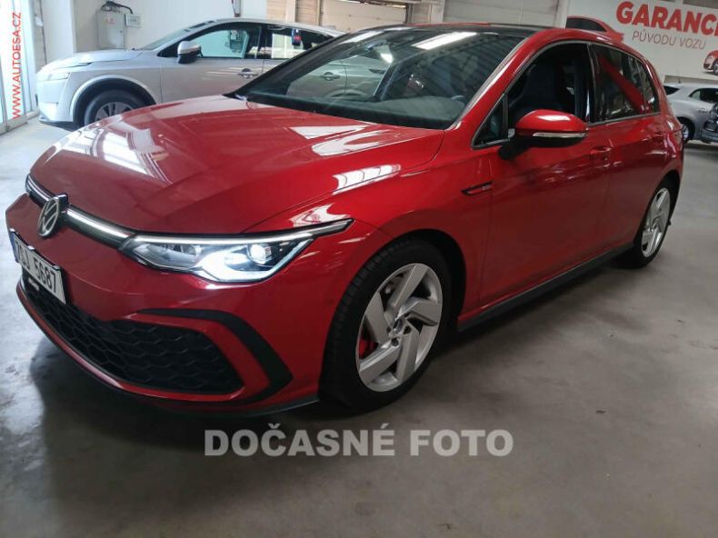 Volkswagen Golf - hlavní foto