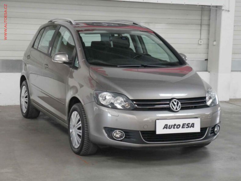 Volkswagen Golf - hlavní fotka inzerátu