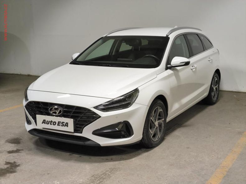 Hyundai i30 - hlavní fotka