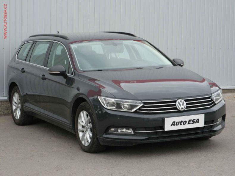 Volkswagen Passat - hlavní fotka inzerátu