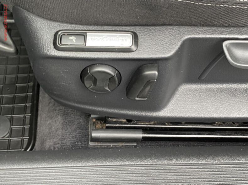 Volkswagen Passat - hlavní fotka