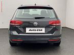 Volkswagen Passat - fotka číslo 4