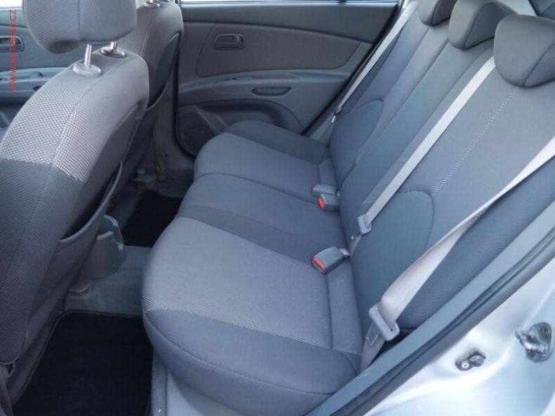 Kia Rio - hlavní fotka