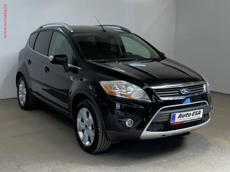Ford Kuga - hlavní foto