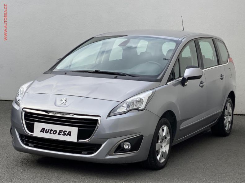 Peugeot 5008 - hlavní fotka