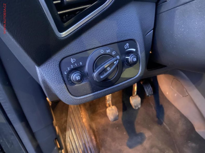 Ford Kuga - hlavní fotka