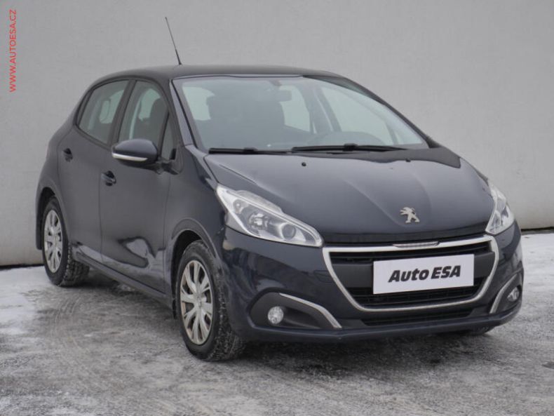 Peugeot 208 - hlavní foto