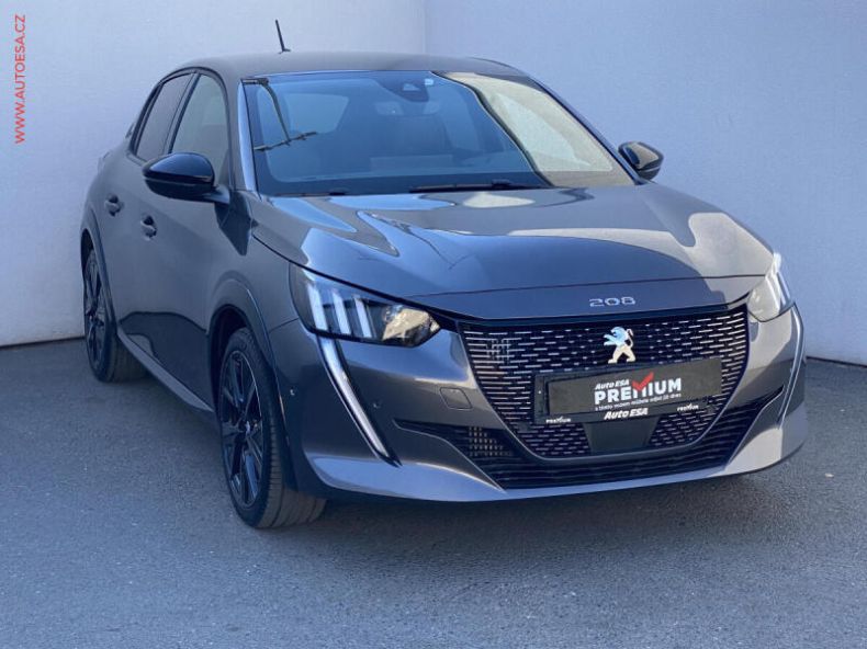 Peugeot 208 - hlavní foto