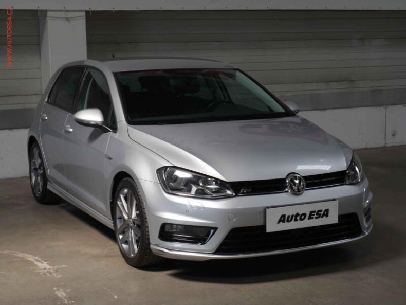 Volkswagen Golf - hlavní fotka inzerátu