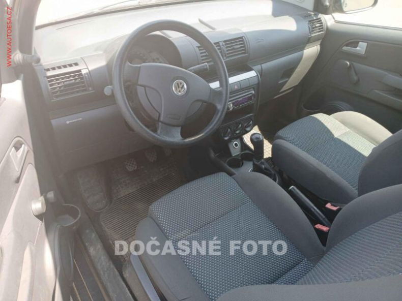 Volkswagen Fox - hlavní fotka