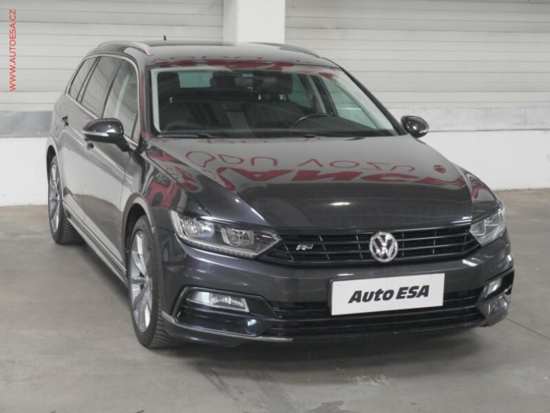 Volkswagen Passat - hlavní foto