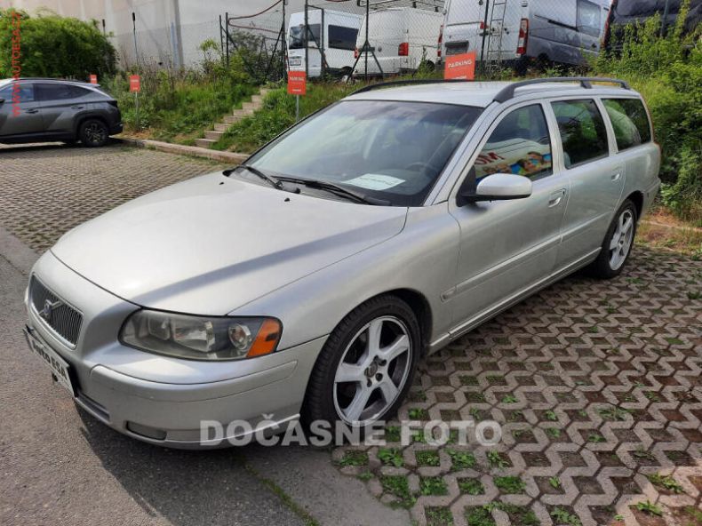 Volvo V70 - hlavní foto