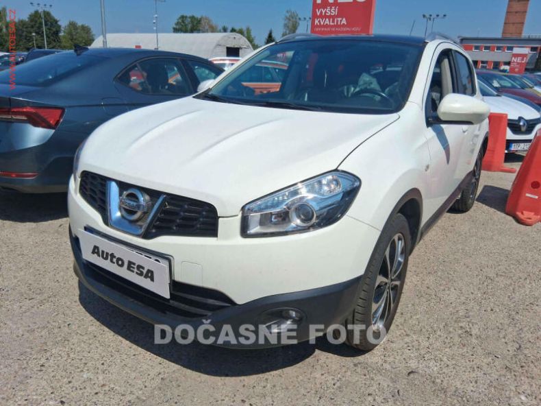 Nissan Qashqai - hlavní fotka inzerátu