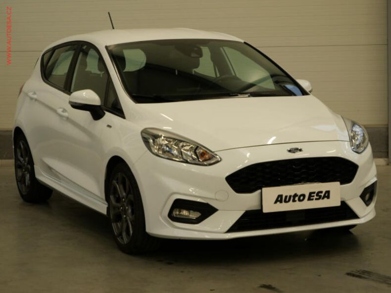 Ford Fiesta - hlavní foto
