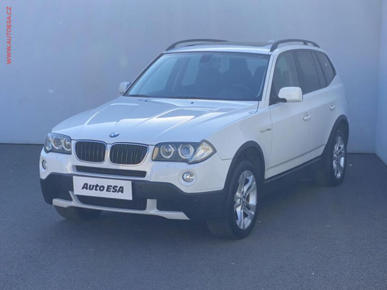 BMW X3 - hlavní fotka