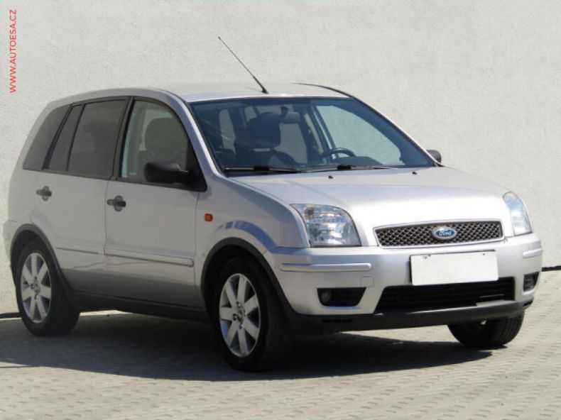 Ford Fusion - hlavní foto