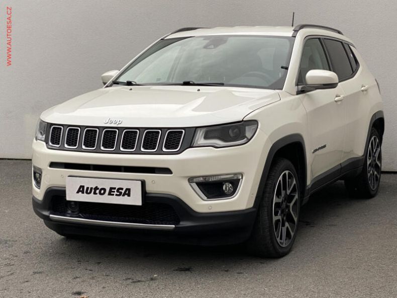 Jeep Compass - hlavní fotka
