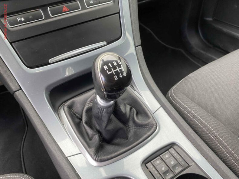 Ford Mondeo - hlavní fotka