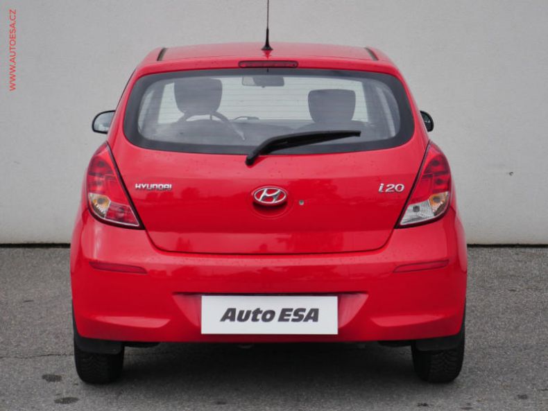 Hyundai i20 - hlavní fotka