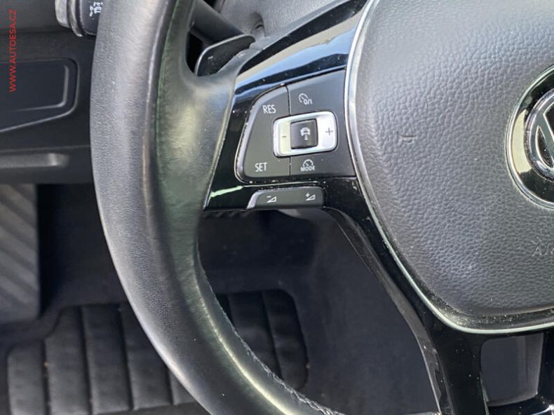 Volkswagen Tiguan - hlavní fotka
